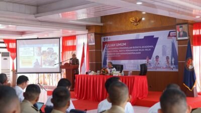 Srikandi Bolaang Mongondow Rraya (BMR) Tatong Bara bawakan materi di hadapan ratusan mahasiswa Institut Pemerintahan Dalam Negeri (IPDN), Rabu 2 Agustus 2023.