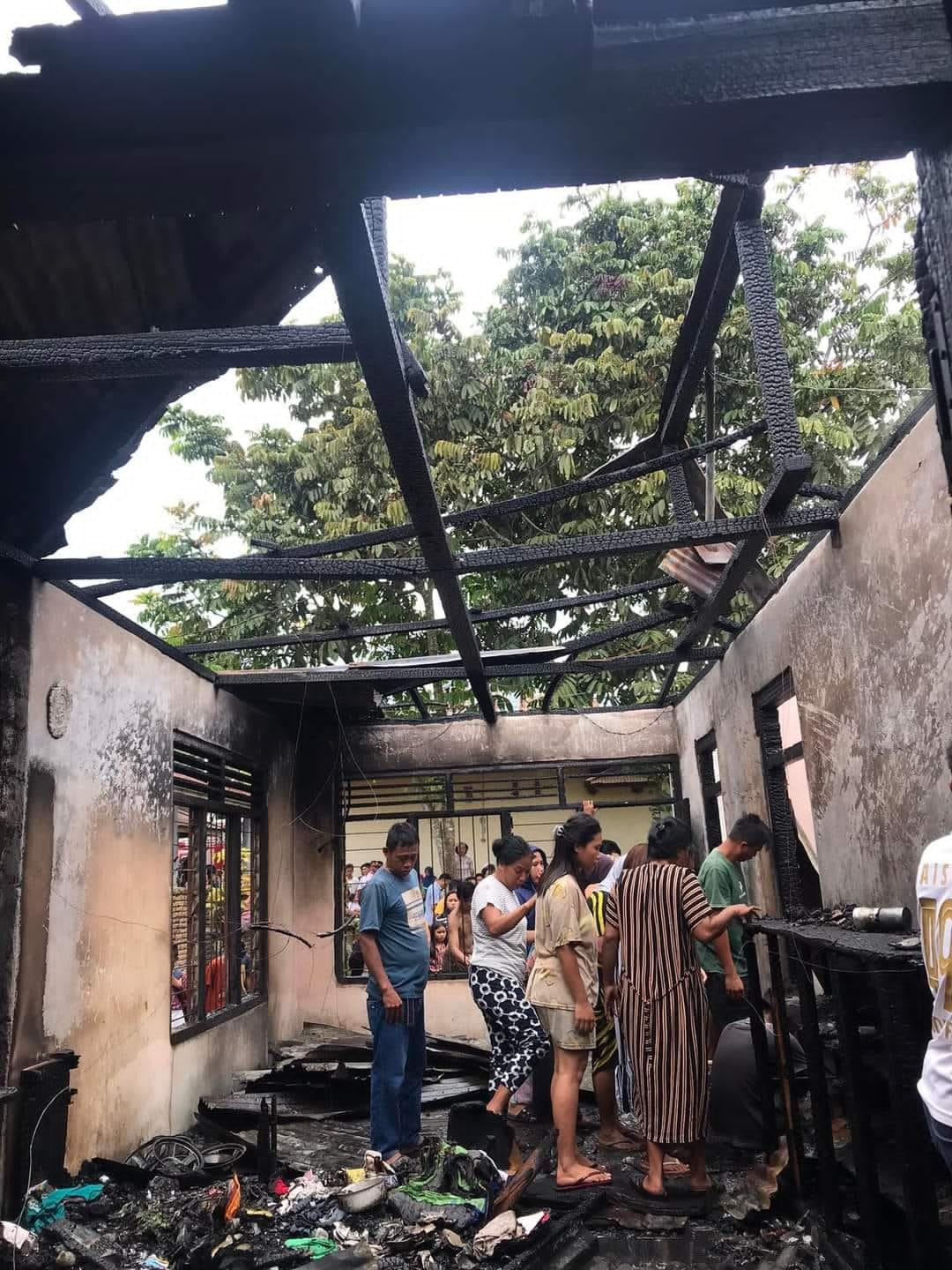 Sijago Merah lahap 1 rumah hingga ludes terbakar di Desa Tabang Kecamatan Kotamobagu Selatan, Kamis 3 Agustus 2023.