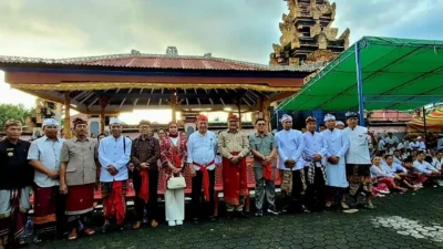 Pj Bupati Limi Mokodompit Hadiri Perayaan Galungan Umat Hindu di Bolmong.