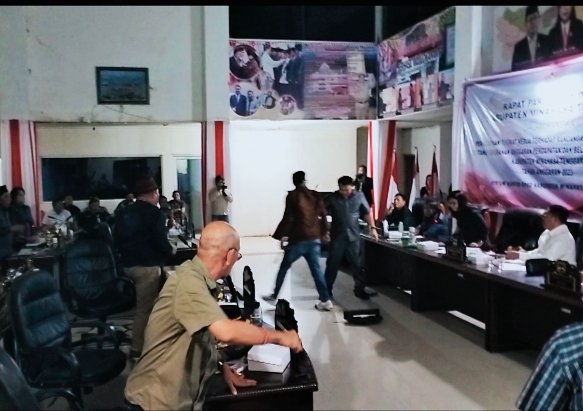 Ketua DPRD Mitra Pertahankan Dana Duka Dan Insentif Tokoh Agama, Fraksi Gabungan Ngotot Menolak.