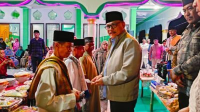 Bupati Limi Buka Puasa dan Tarawih Bersama Masyarakat Kecamatan Dumoga Timur dan Dumoga