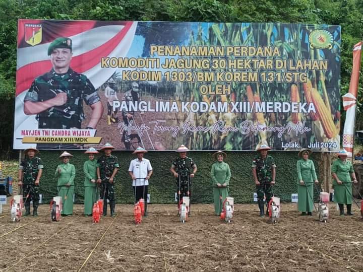 Demi Sukseskan Program Presiden RI, Pj Bupati Tanam Jagung Bersama Pangdam XIII/Merdeka