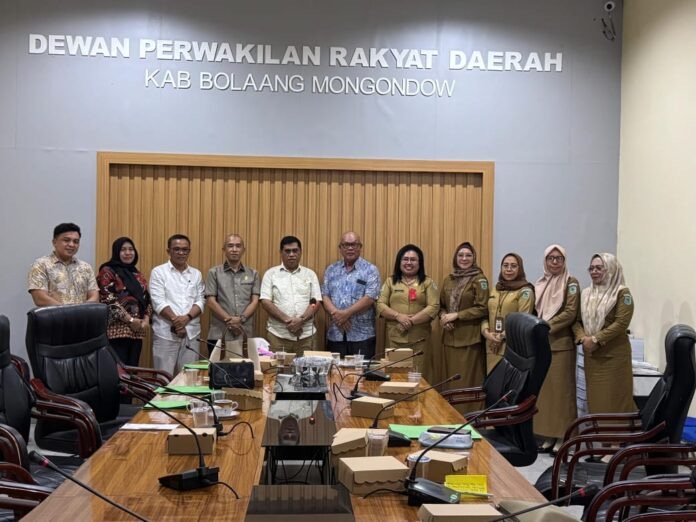 DPRD Bolmong Gelar Rapat Kerja Bersama Dinas Perpustakaan dan Dinas PPKB